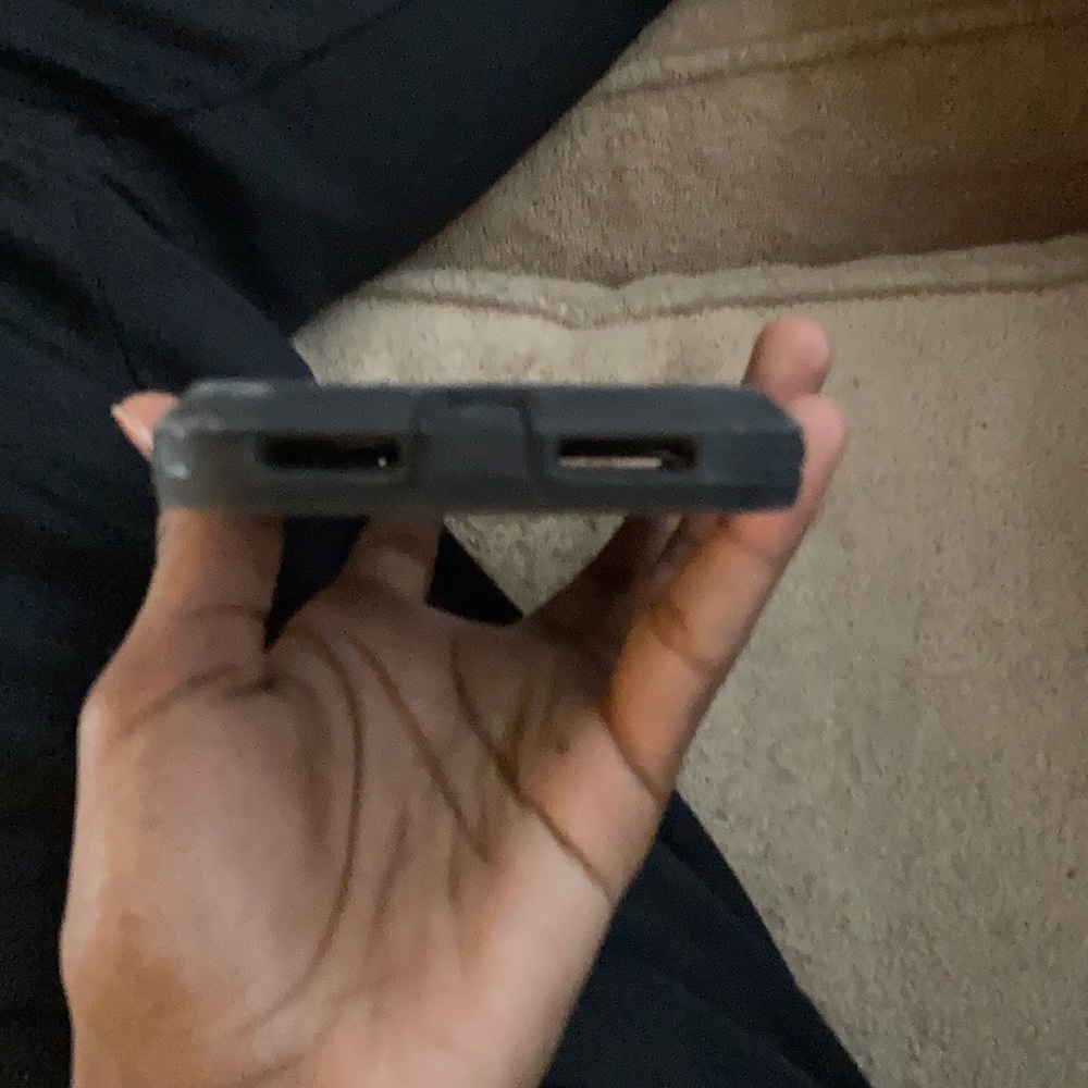 iPhone XR case - Picture 3 of 3